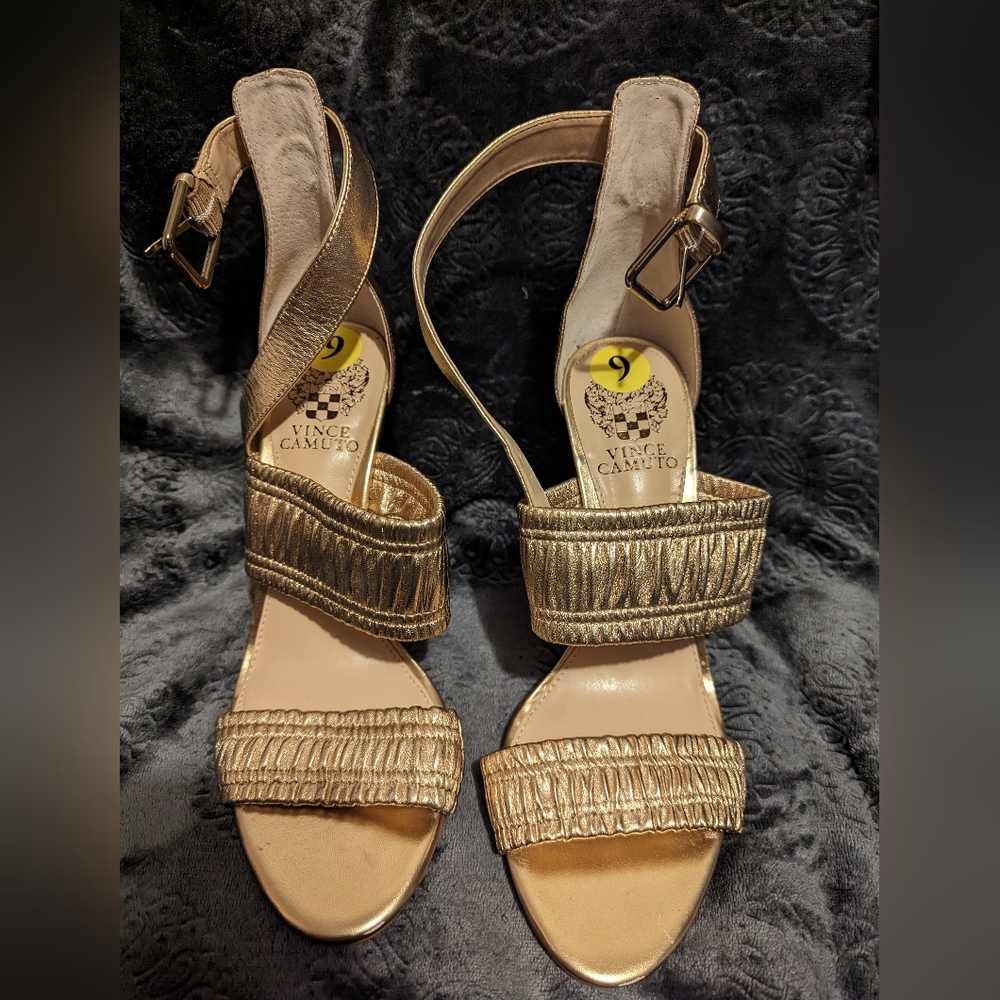 Heels NWOT